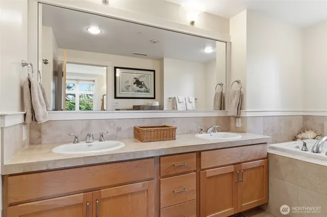 $5,500 | 400 Winslow Way East, Unit 280, Bainbridge Island, WA 98110