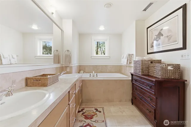 $5,500 | 400 Winslow Way East, Unit 280, Bainbridge Island, WA 98110