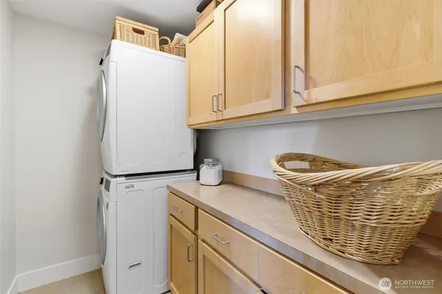 $5,500 | 400 Winslow Way East, Unit 280, Bainbridge Island, WA 98110