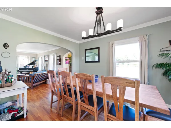 $899,999 | 78659 Sears Road, Cottage Grove, OR 97424