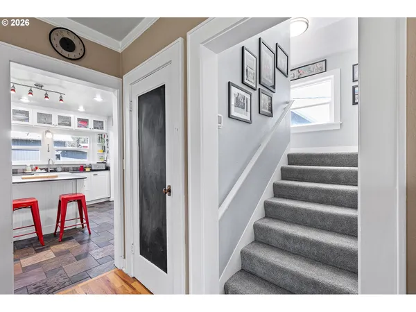 $899,999 | 78659 Sears Road, Cottage Grove, OR 97424