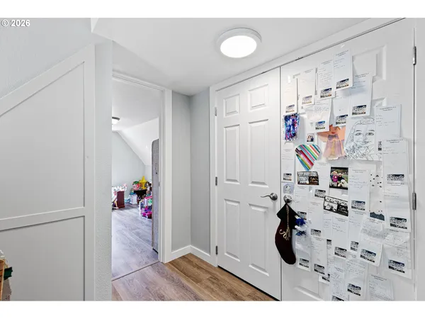 $899,999 | 78659 Sears Road, Cottage Grove, OR 97424