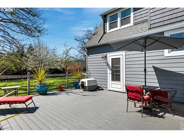 $899,999 | 78659 Sears Road, Cottage Grove, OR 97424