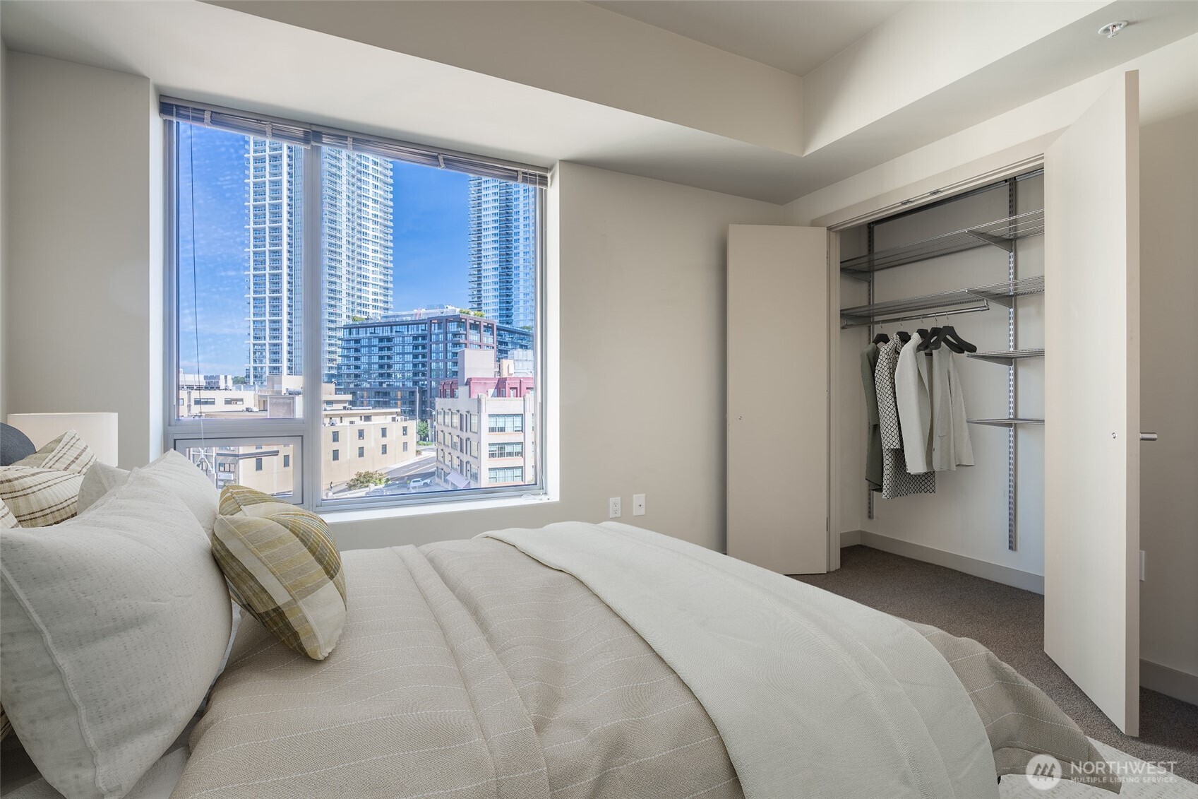 900 Lenora Street, Unit W807 Seattle, WA 98121 - Photo 13 of 40