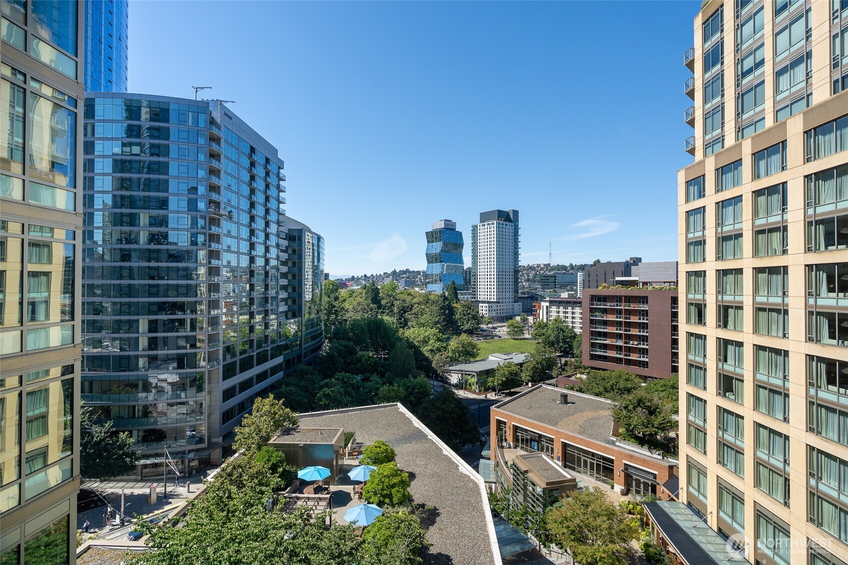 900 Lenora Street, Unit W807 Seattle, WA 98121 - Photo 23 of 40