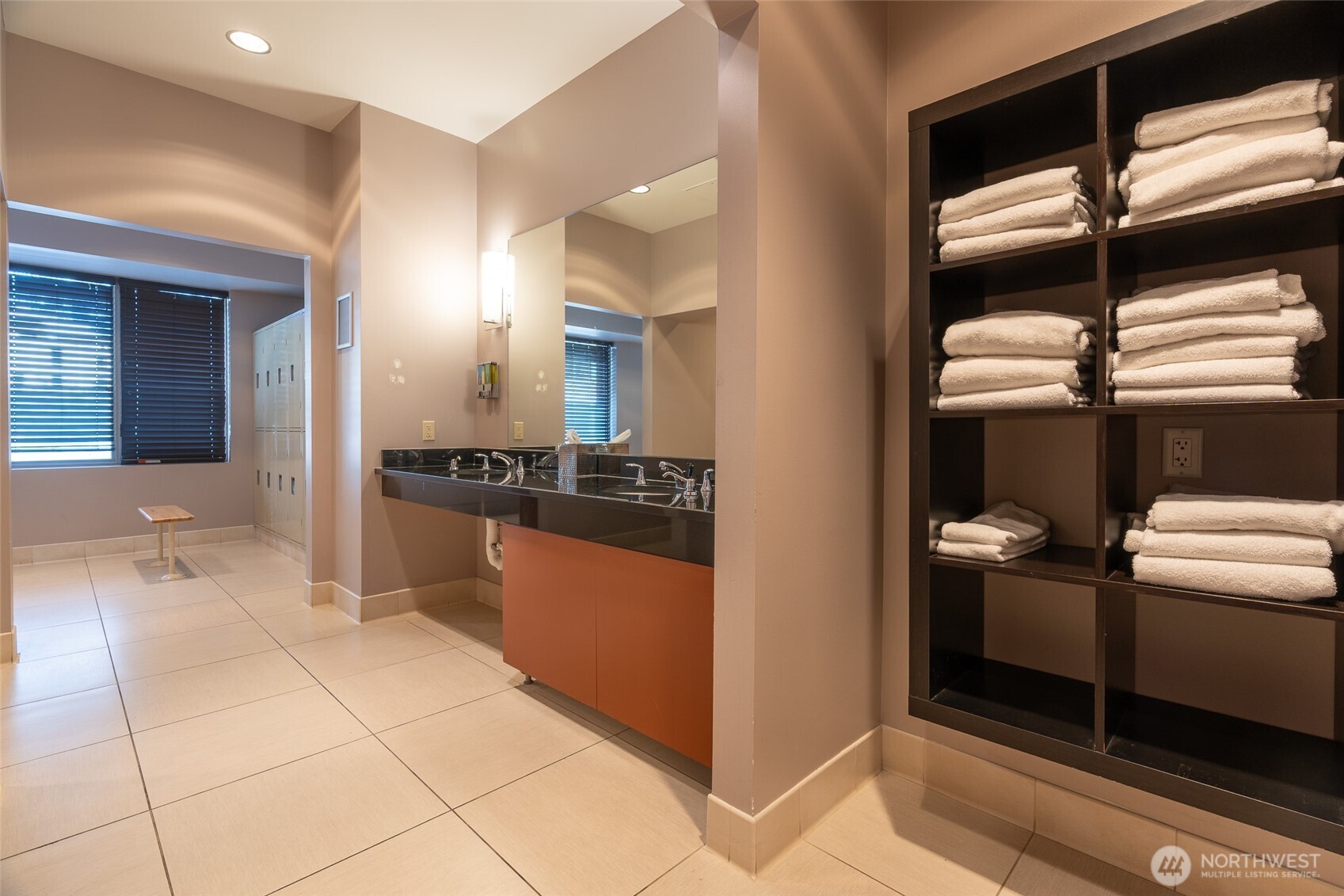 900 Lenora Street, Unit W807 Seattle, WA 98121 - Photo 29 of 40