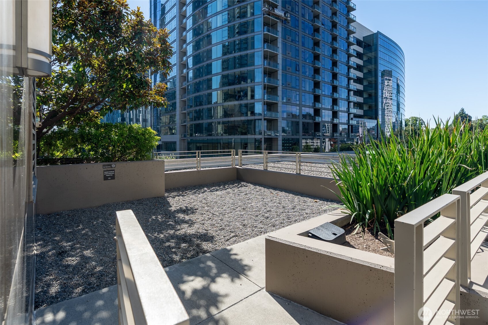 900 Lenora Street, Unit W807 Seattle, WA 98121 - Photo 36 of 40