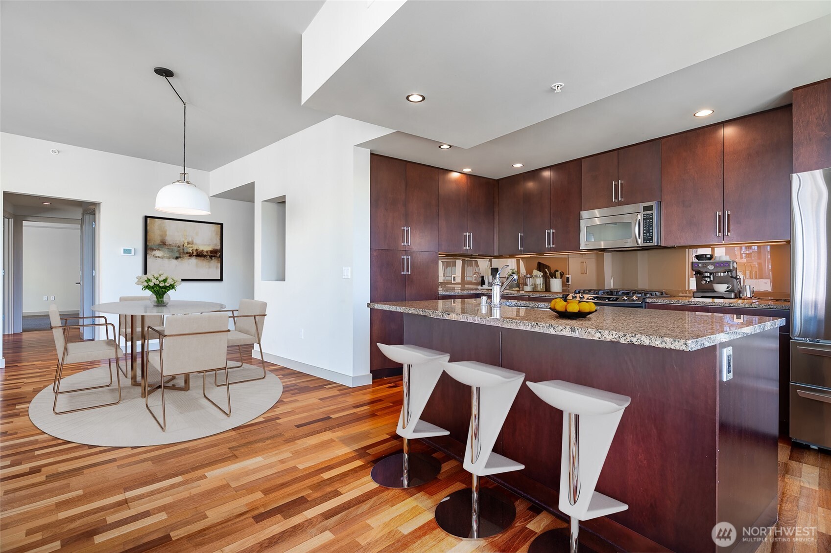 900 Lenora Street, Unit W807 Seattle, WA 98121 - Photo 10 of 40