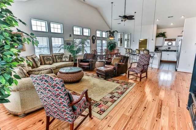 $885,000 | 1014 South Virginia Dare Trail, Unit 402, Kill Devil Hills, NC 27948