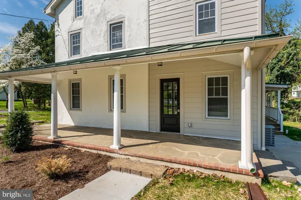 $2,800 | 139 West Germantown Pike, Plymouth Meeting, PA 19462