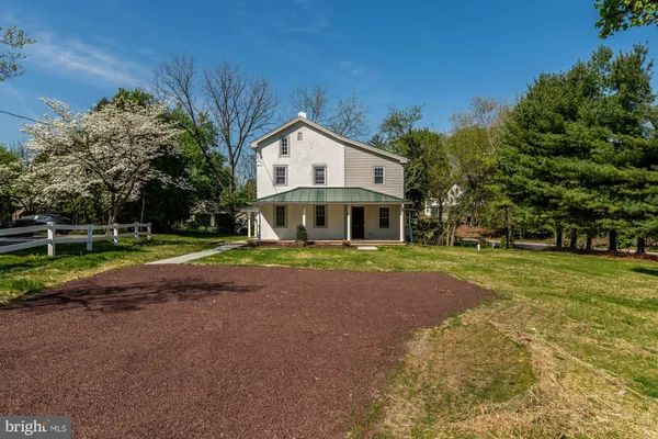 $2,800 | 139 West Germantown Pike, Plymouth Meeting, PA 19462
