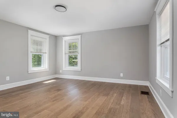 $2,800 | 139 West Germantown Pike, Plymouth Meeting, PA 19462