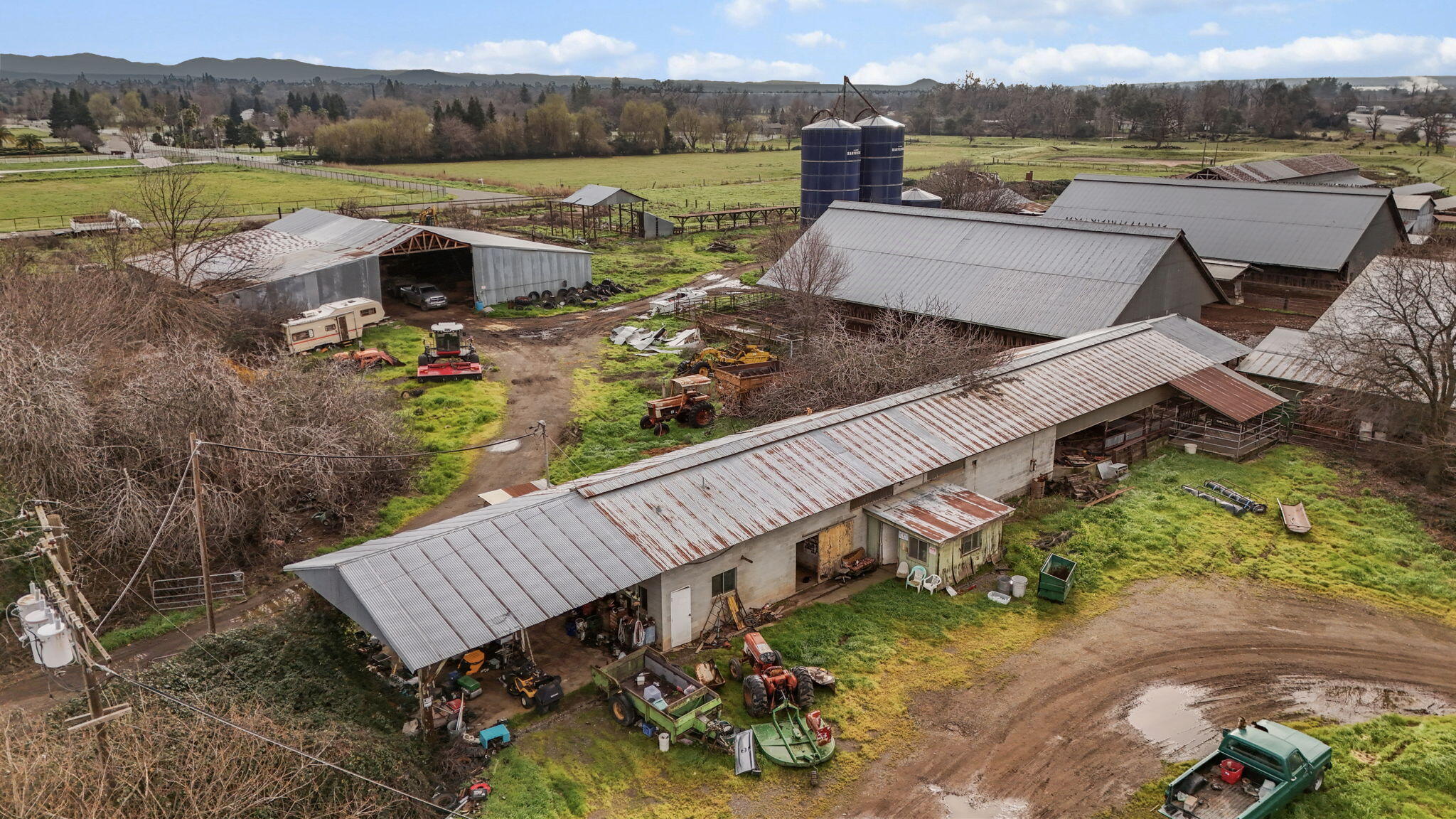 7100 Milky Way Redding, CA 96002 - Photo 5 of 27 5-web-or-mls-DJI_20260129102615_0025_D