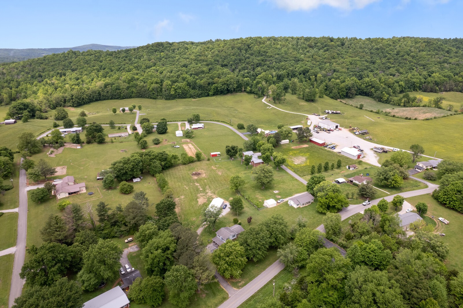1834 Lester Flatt Road Sparta, TN 38583 - Photo 29 of 42 Gallery Image 29