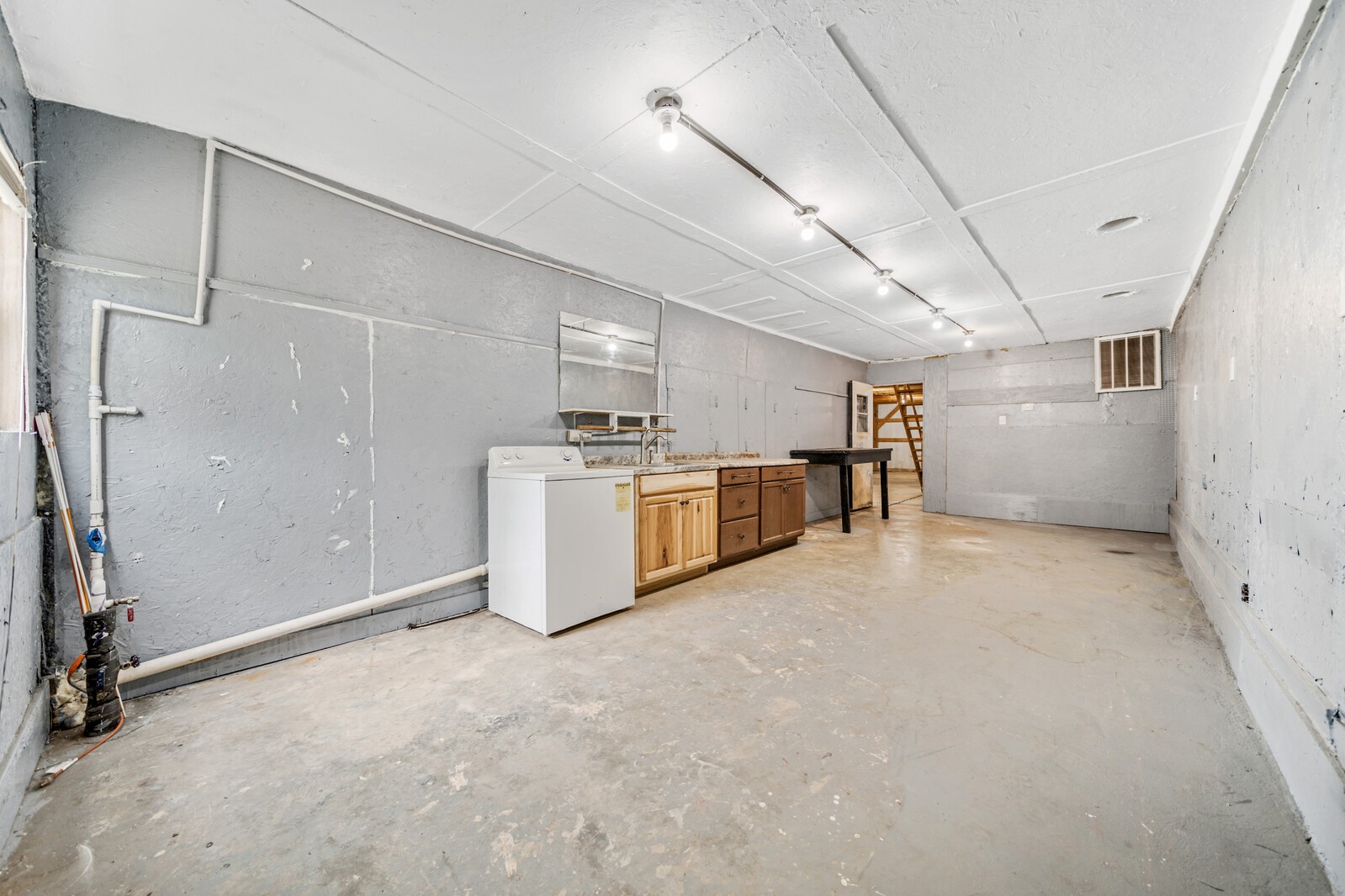 1834 Lester Flatt Road Sparta, TN 38583 - Photo 32 of 42 Gallery Image 32
