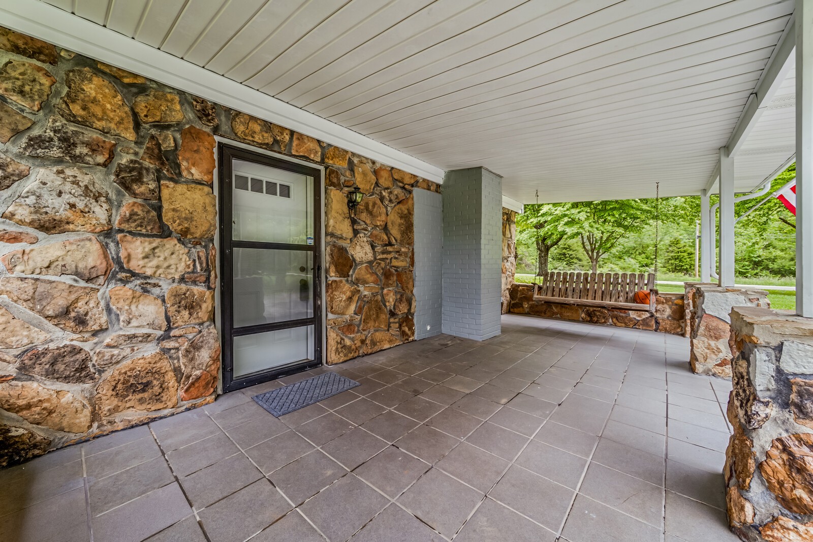 1834 Lester Flatt Road Sparta, TN 38583 - Photo 10 of 42 Gallery Image 10