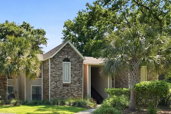 $359,900 | 1866 Montclair Drive, Unit A, Mount Pleasant, SC 29464