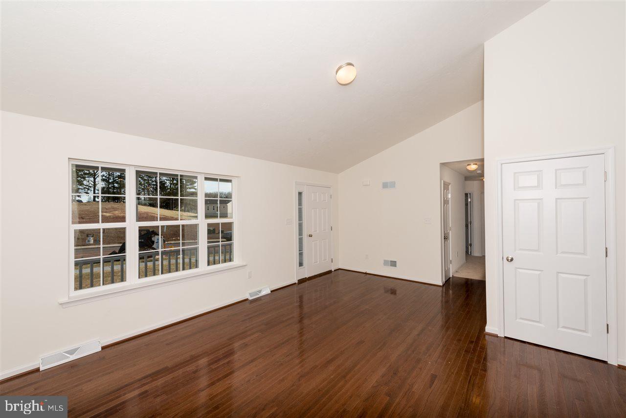 945 Friar Run, Unit 1 Hanover, PA 17331 - Photo 3 of 12 Family room