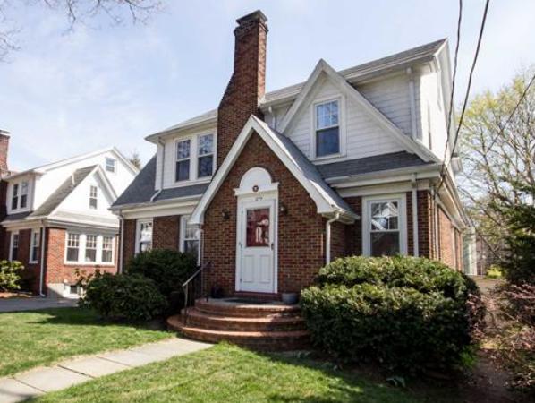 299 Russett Road Brookline, MA 02467 - Photo 1 of 17 Gallery Image 1