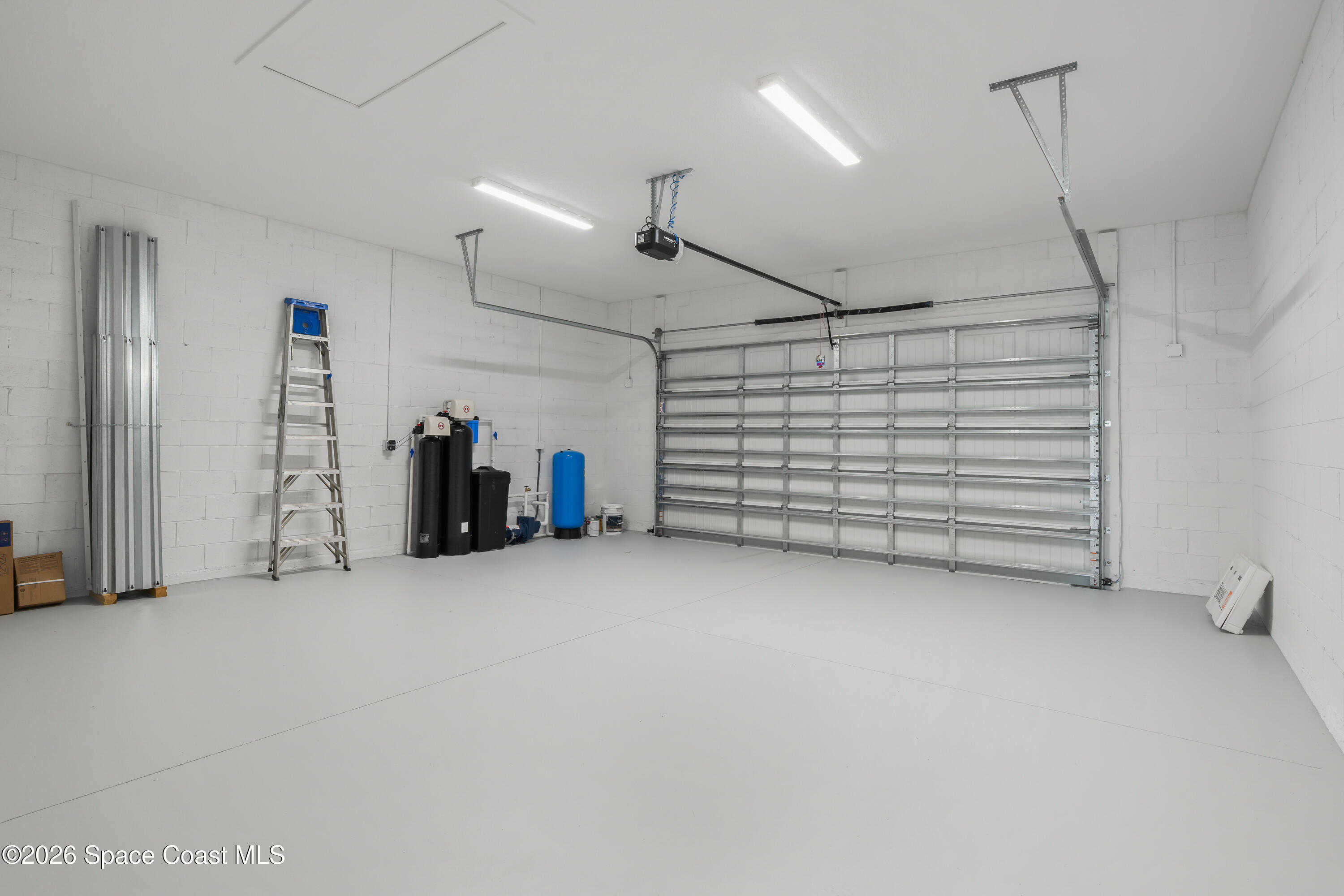 655 Vine Street Melbourne, FL 32904 - Photo 33 of 33 a view of empty room with white walls