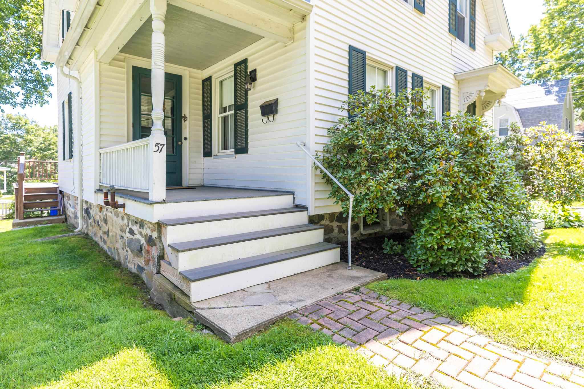57 Long Sands Road York, ME 03909 - Photo 9 of 40