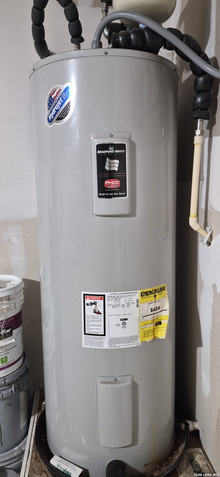 7102 Zuma Beach Converse, TX 78109 - Photo 28 of 31 a view of water heater room