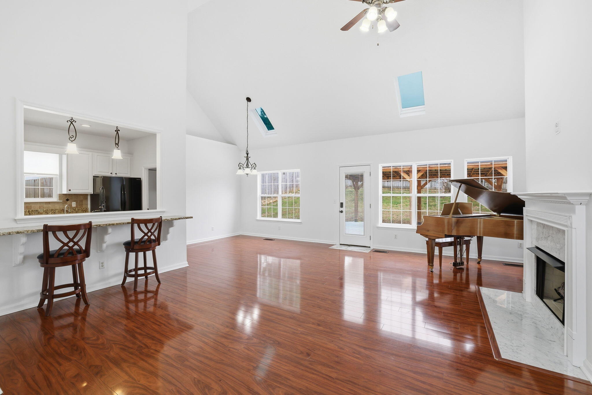 5643 Tucker Road Ooltewah, TN 37363 - Photo 2 of 31 5643 Tucker Rd