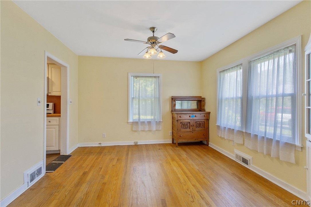 201 Sheridan Road Salina, NY 13090 - Photo 8 of 31