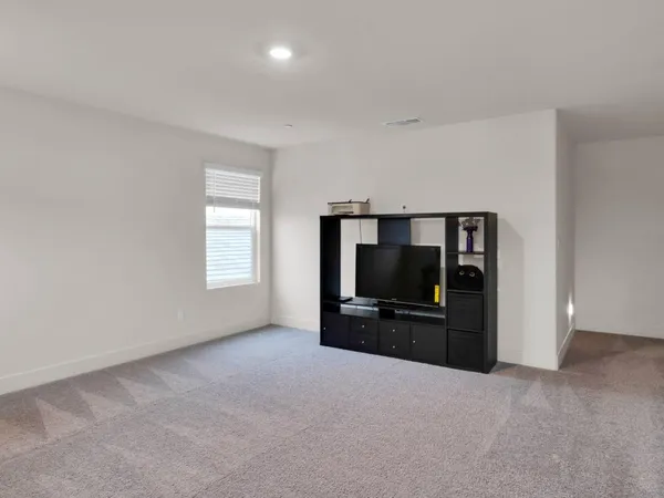 $579,999 | 1672 Thistle Lane, Los Banos, CA 93635