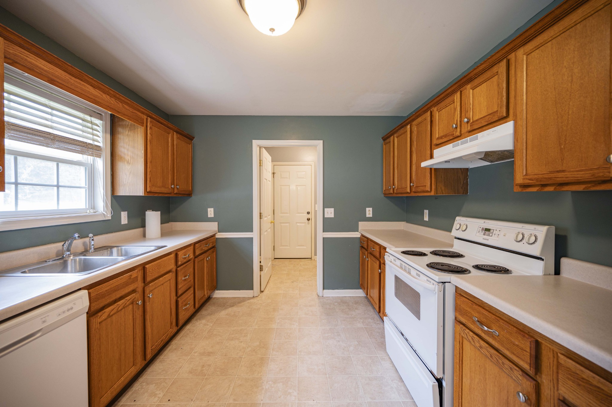 207 Johnny Ruth Court Murfreesboro, TN 37127 - Photo 6 of 17 Gallery Image 6