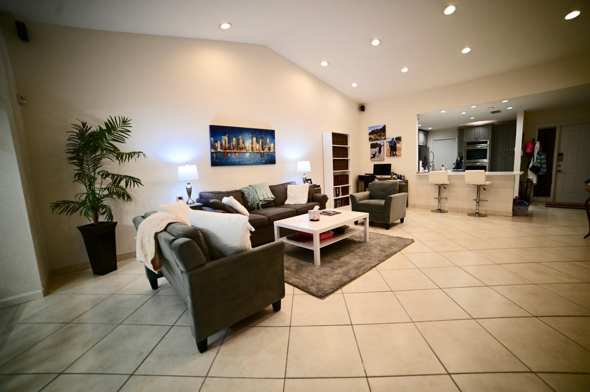 22191 Thomas Terrace Boca Raton, FL 33433 - Photo 13 of 30 13