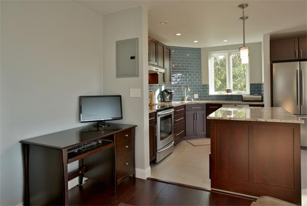 216 St Paul Street, Unit 604 Brookline, MA 02446 - Photo 4 of 8