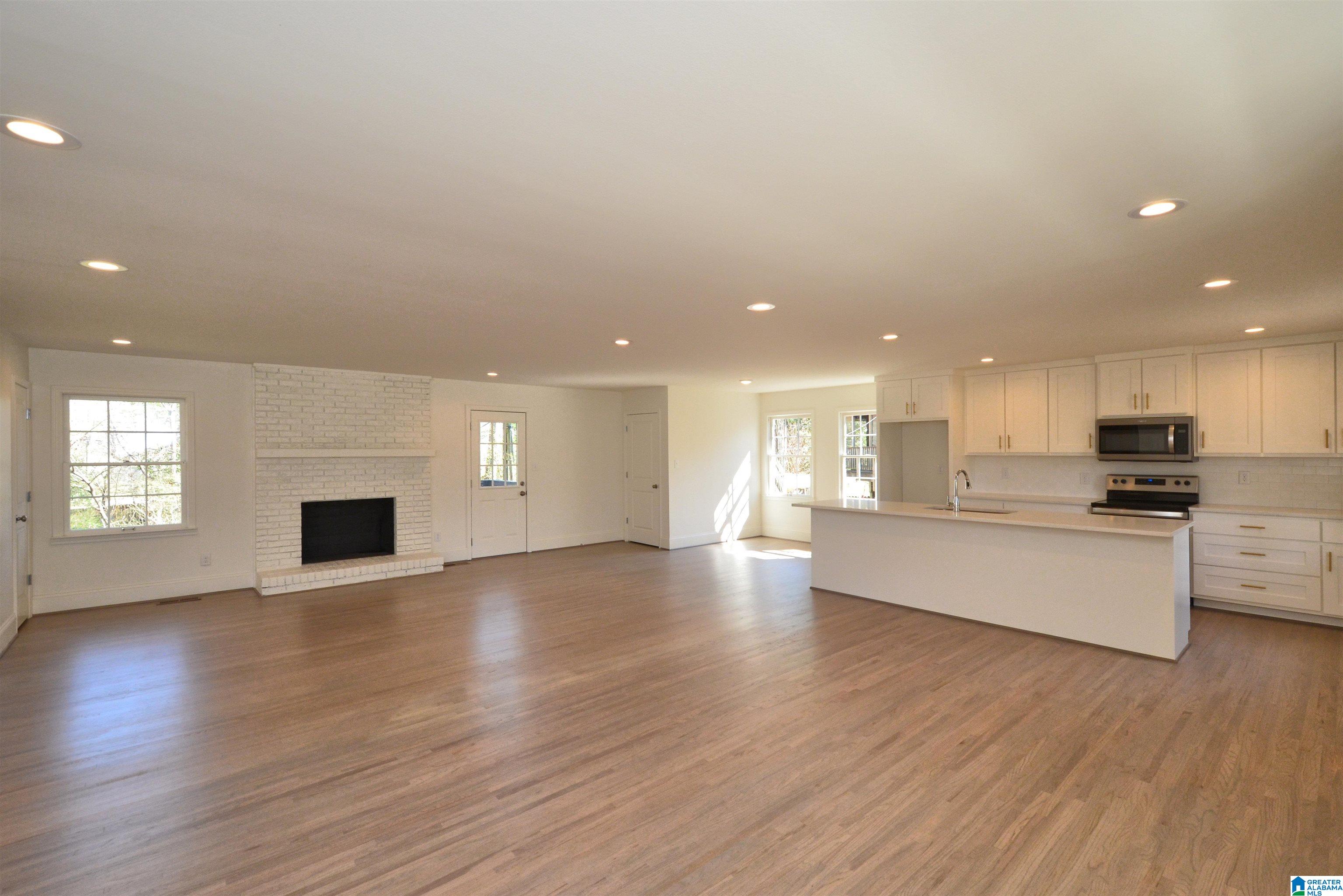 3213 Monte D'Este Way Hoover, AL 35216 - Photo 3 of 34