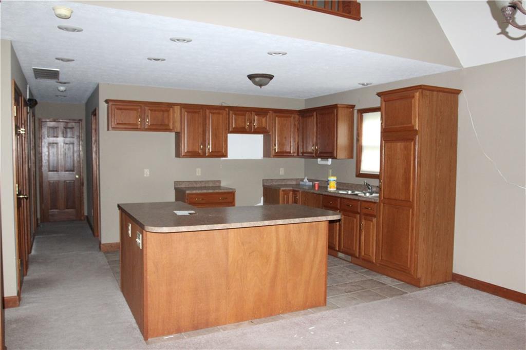 8767 Georgetown Road Columbus, IN 47201 - Photo 20 of 48