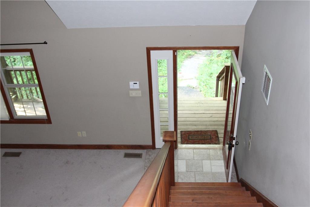 8767 Georgetown Road Columbus, IN 47201 - Photo 7 of 48