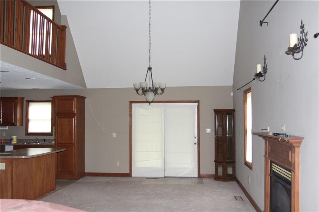 8767 Georgetown Road Columbus, IN 47201 - Photo 8 of 48