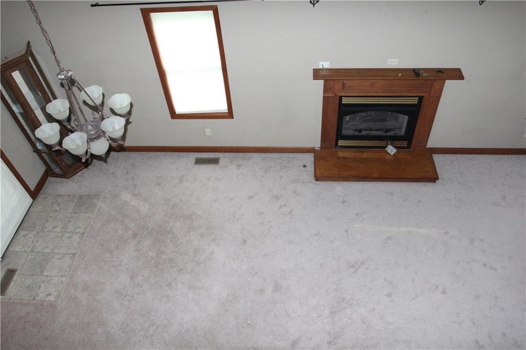 8767 Georgetown Road Columbus, IN 47201 - Photo 10 of 48