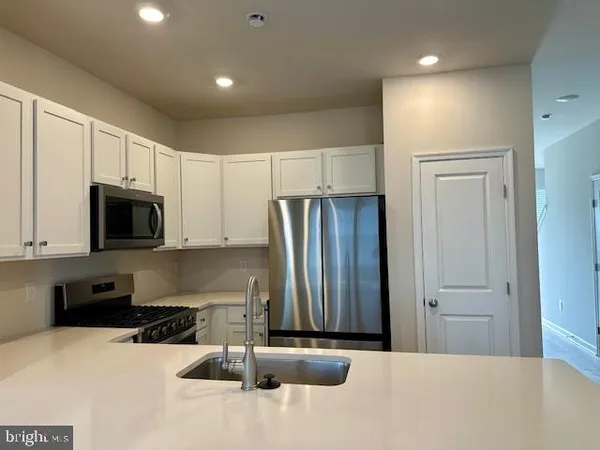 $2,850 | 11 Anna Lane, Westampton, NJ 08060