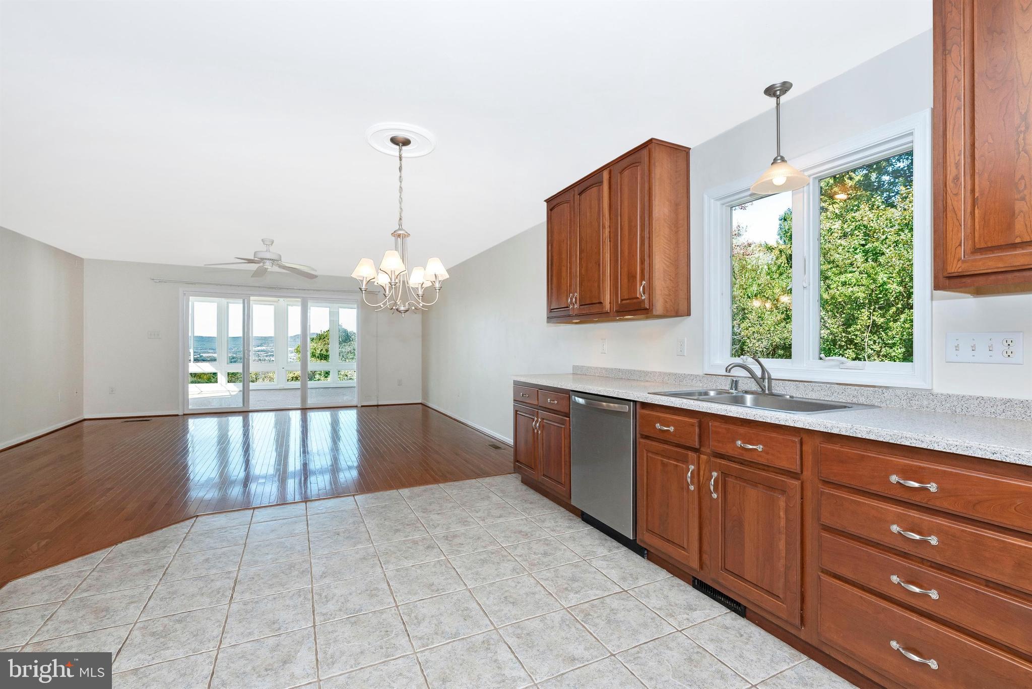 7010 Ridge Road Frederick, MD 21702 - Photo 16 of 89
