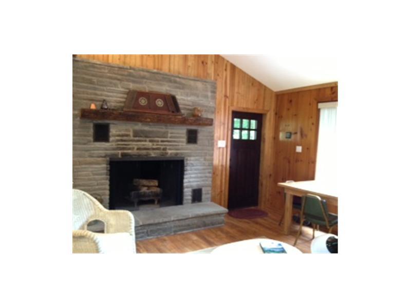 Eisengart Addison, PA 15411 - Photo 8 of 17 Great Room.