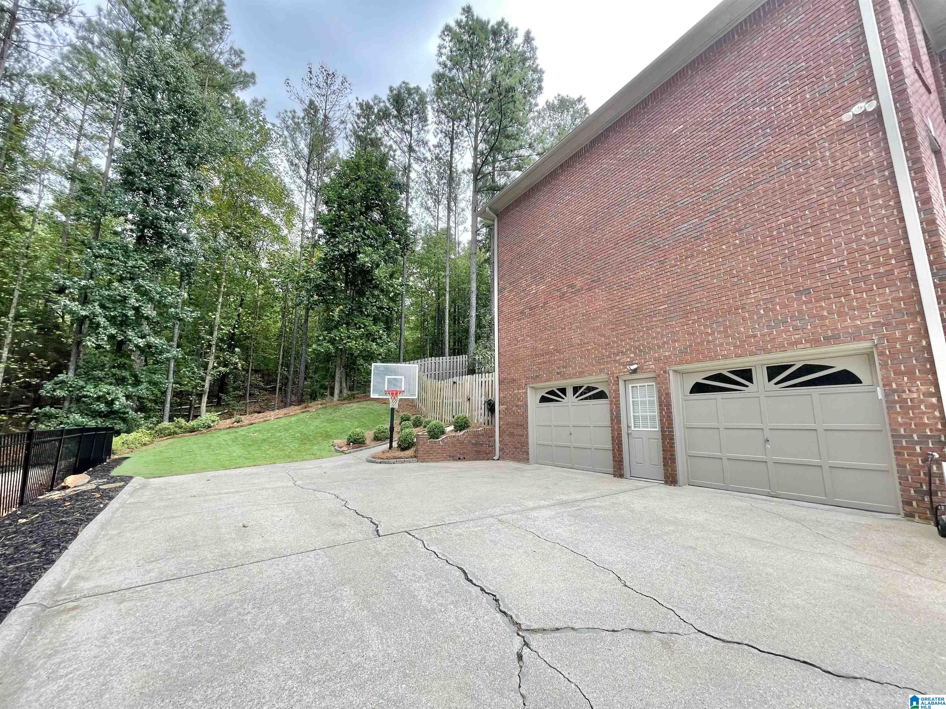 129 Broadmoor Lane Alabaster, AL 35007 - Photo 42 of 46