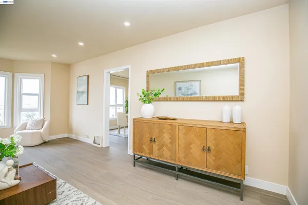 $1,488,000 | 224 Shields Street, San Francisco, CA 94132