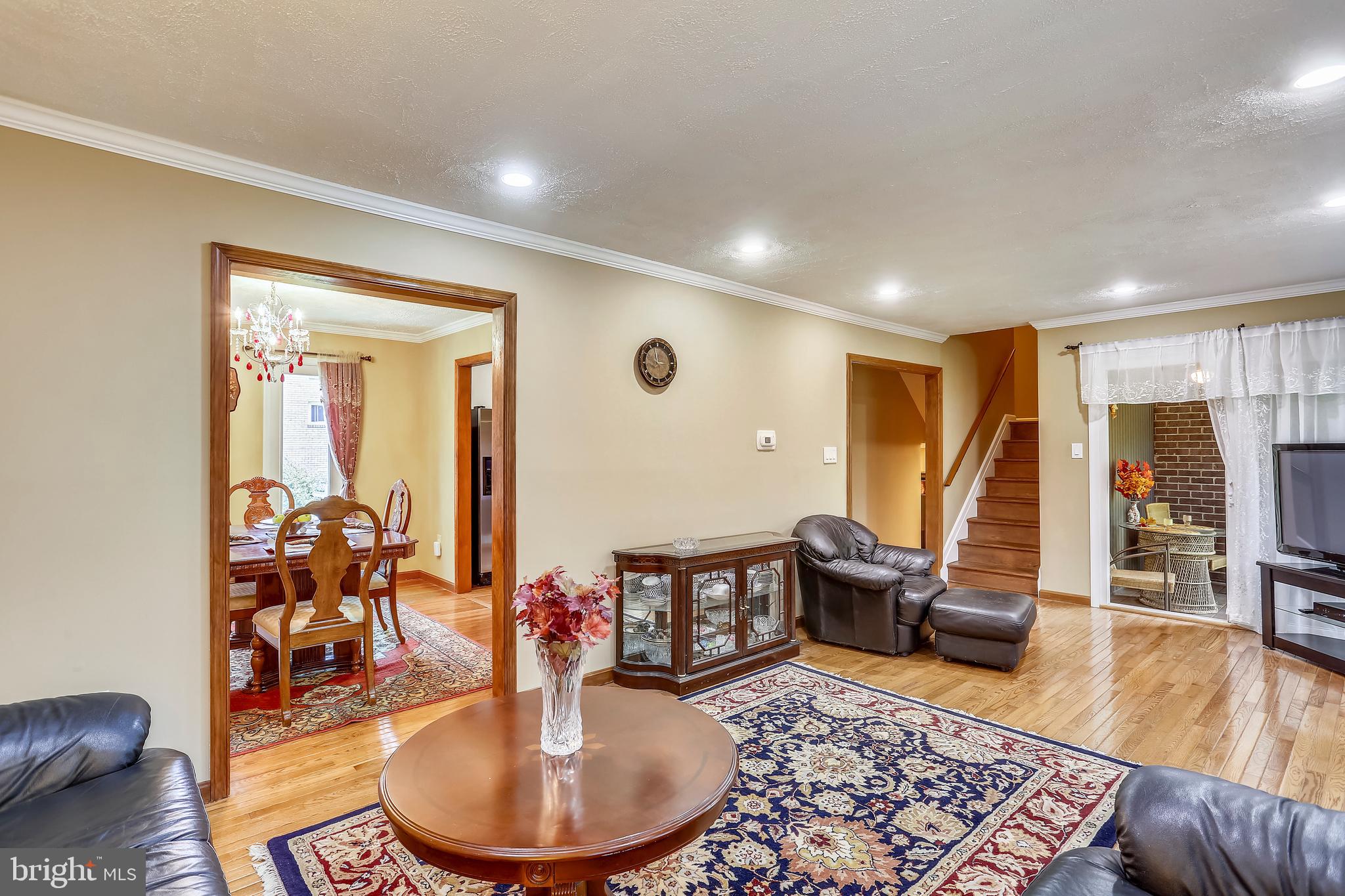 connects to dining room and deck