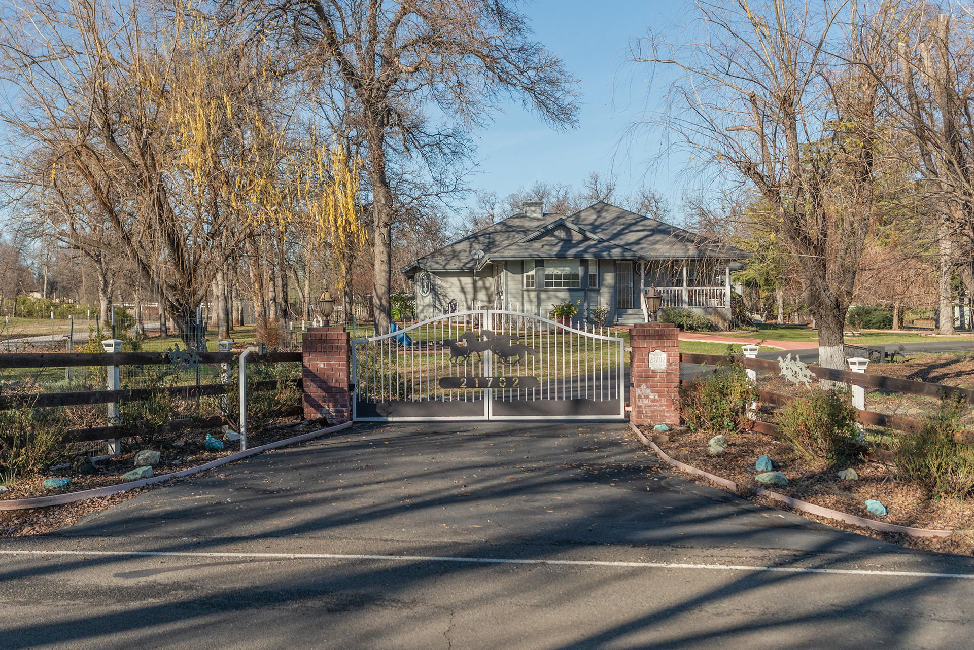 21702 Old Alturas Road Redding, CA 96003 - Photo 3 of 55 IMG-5525