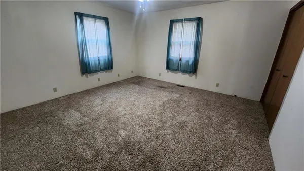$199,500 | 301 East Walnut, Weir, KS 66781