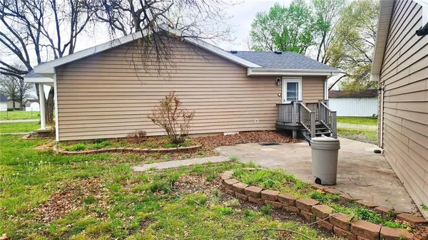 $199,500 | 301 East Walnut, Weir, KS 66781