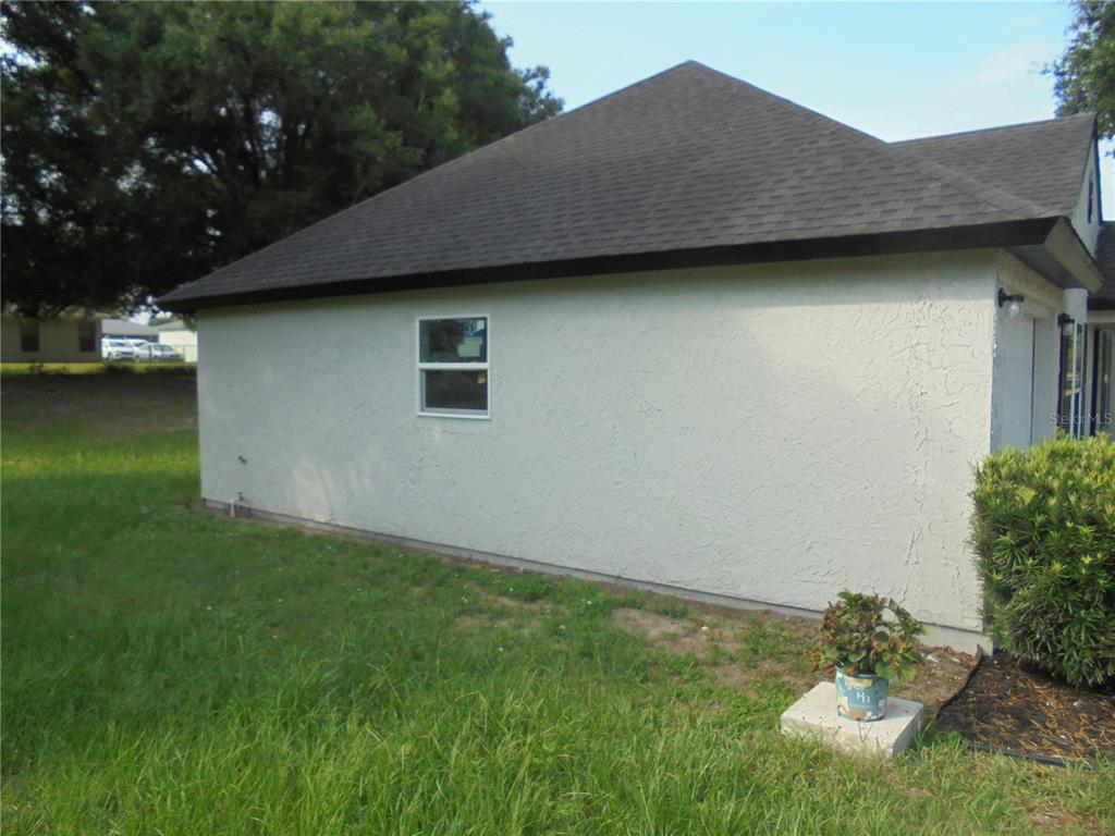 340 Emerald Road Ocala, FL 34472 - Photo 5 of 23