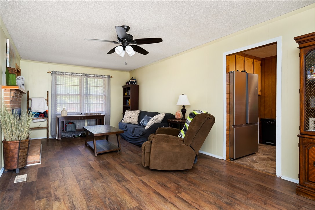410 Park Road Belton, SC 29627 - Photo 3 of 25
