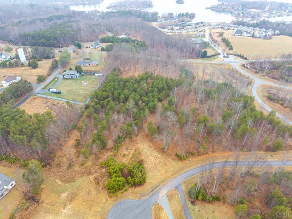 $55,000 | 14 Caroline Court, Union Hall, VA 24176