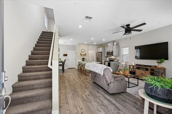 $479,777 | 5409 Cumberland Drive, Roseville, CA 95747